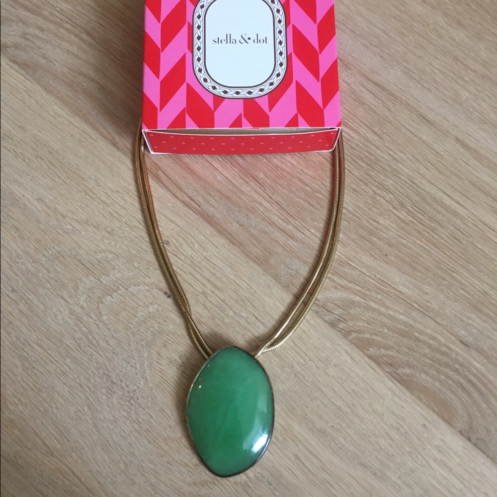 Stella & Dot necklace